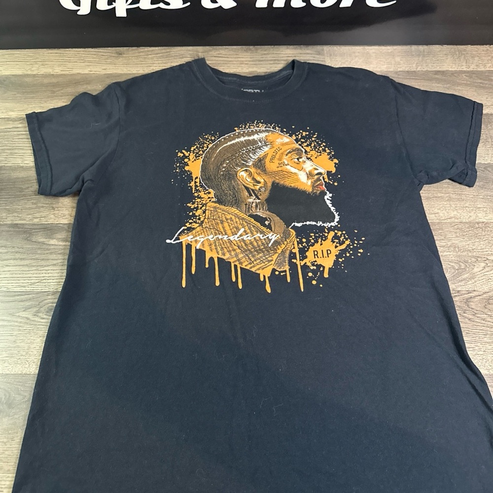 3Forty Nipsey Hustle Street wear Hip Hop T-Shirt Graphic Legendary R.I.P Size M!